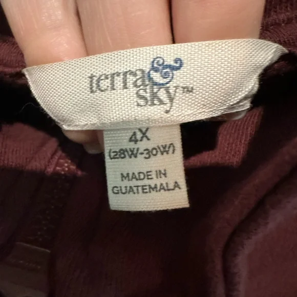 4X Terra & Sky Maroon Quarter-Zip Top - Picture 2 of 2